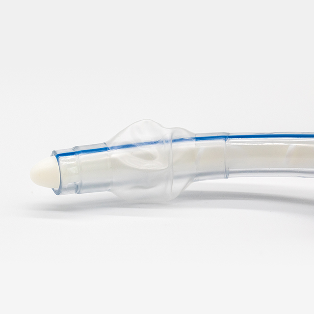 Tube de trachéotomie renforcé à revers médical jetable