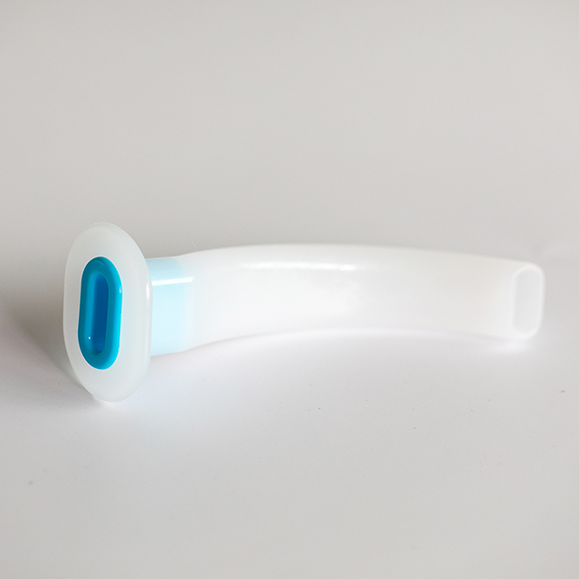 Tube jetable pour voies respiratoires oropharyngées de Guedel 