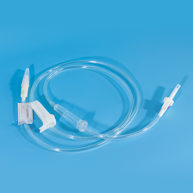 Ensemble d'alimentation en TPU pour tube d'alimentation entérale jetable à aiguille