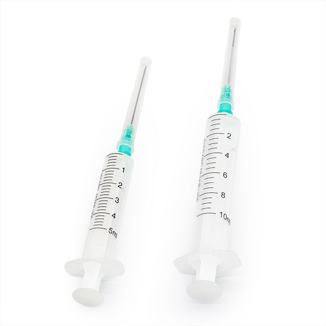 Seringue d'injection Luer Slip jetable en deux parties avec aiguille
