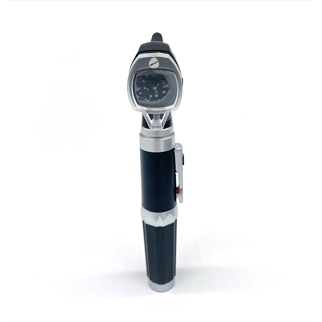 Otoscope portable à éclairage direct pour le diagnostic de l'oreille
