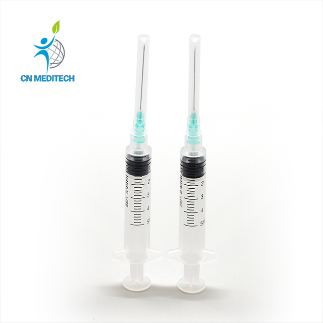 Seringue jetable à désactivation automatique de 5 ml