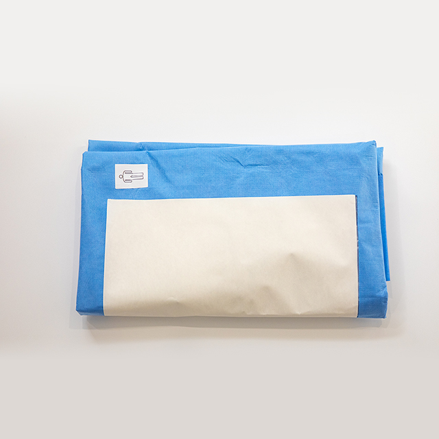 Pack de kits chirurgicaux chirurgicaux stériles jetables médicaux pour césarienne pour naissance de bébé