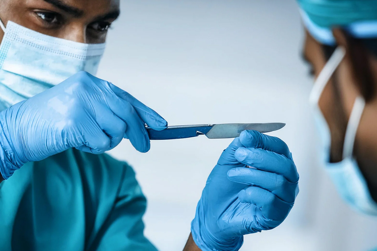scalpel chirurgical3.jpg