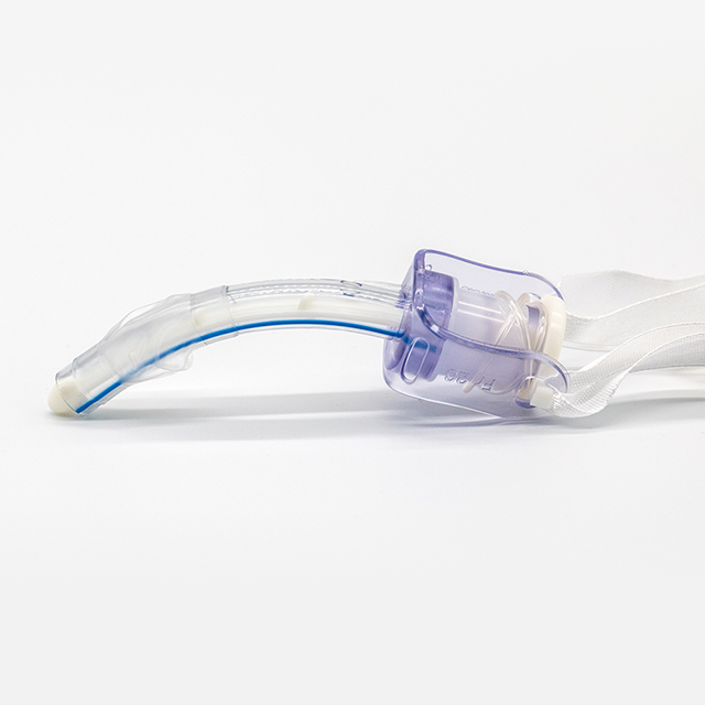 Tube de trachéotomie renforcé à revers médical jetable