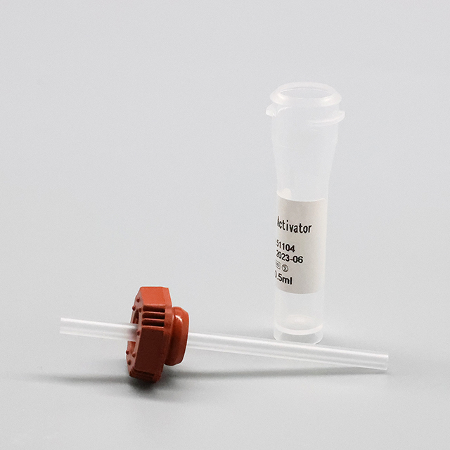 Micro tube de prélèvement sanguin avec capillaire