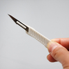 Scalpel chirurgical jetable professionnel médical avec lame en acier inoxydable