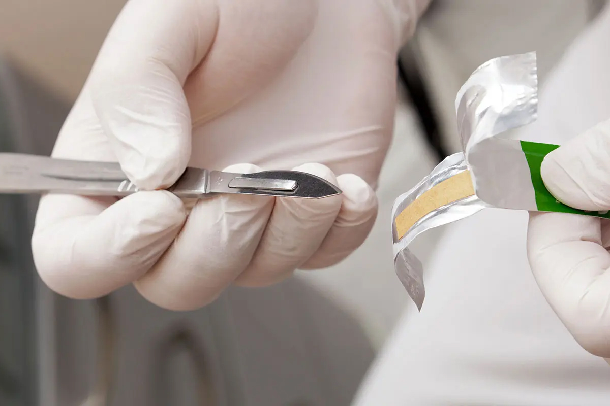 scalpel chirurgical3.jpg